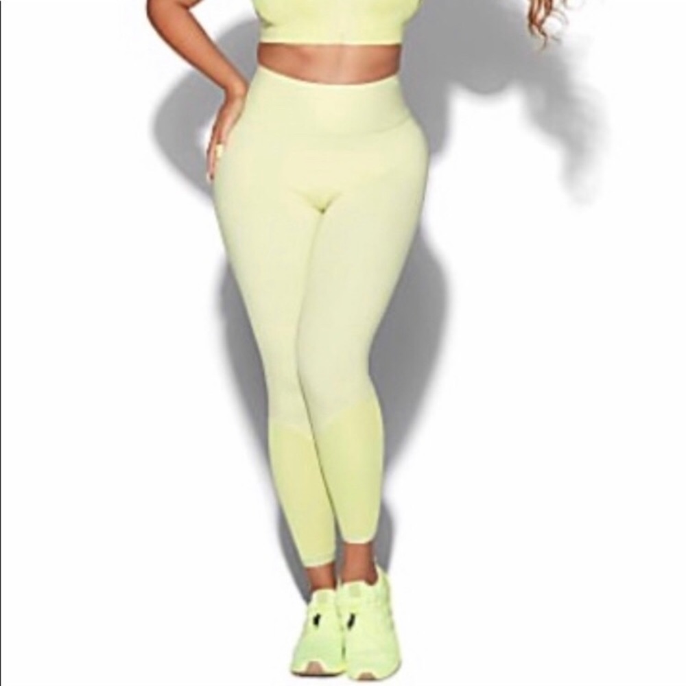 Ivy Park Ribbed Panel Tights-Yellow Tint- Small